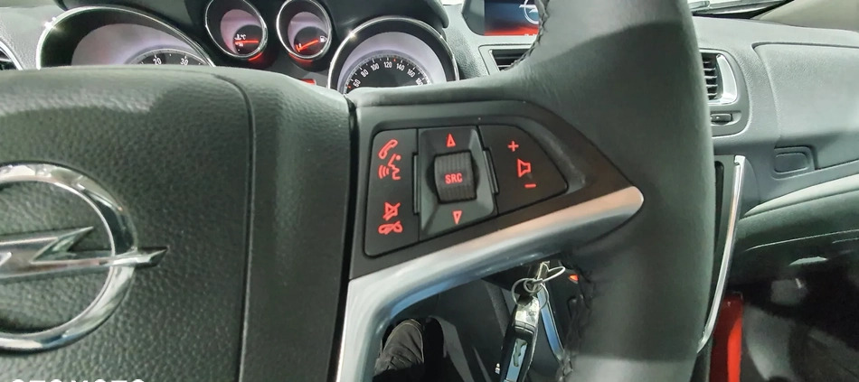 Opel Mokka cena 40900 przebieg: 187700, rok produkcji 2015 z Brańsk małe 667